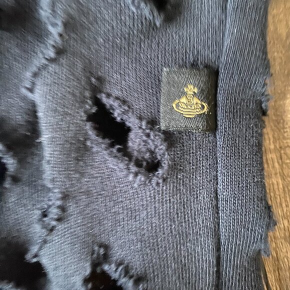 Vivienne Westwood Anglomania Sweatshirt "WE ARE NOT DISPOSABLE" in Black, XL - Picture 13 of 13